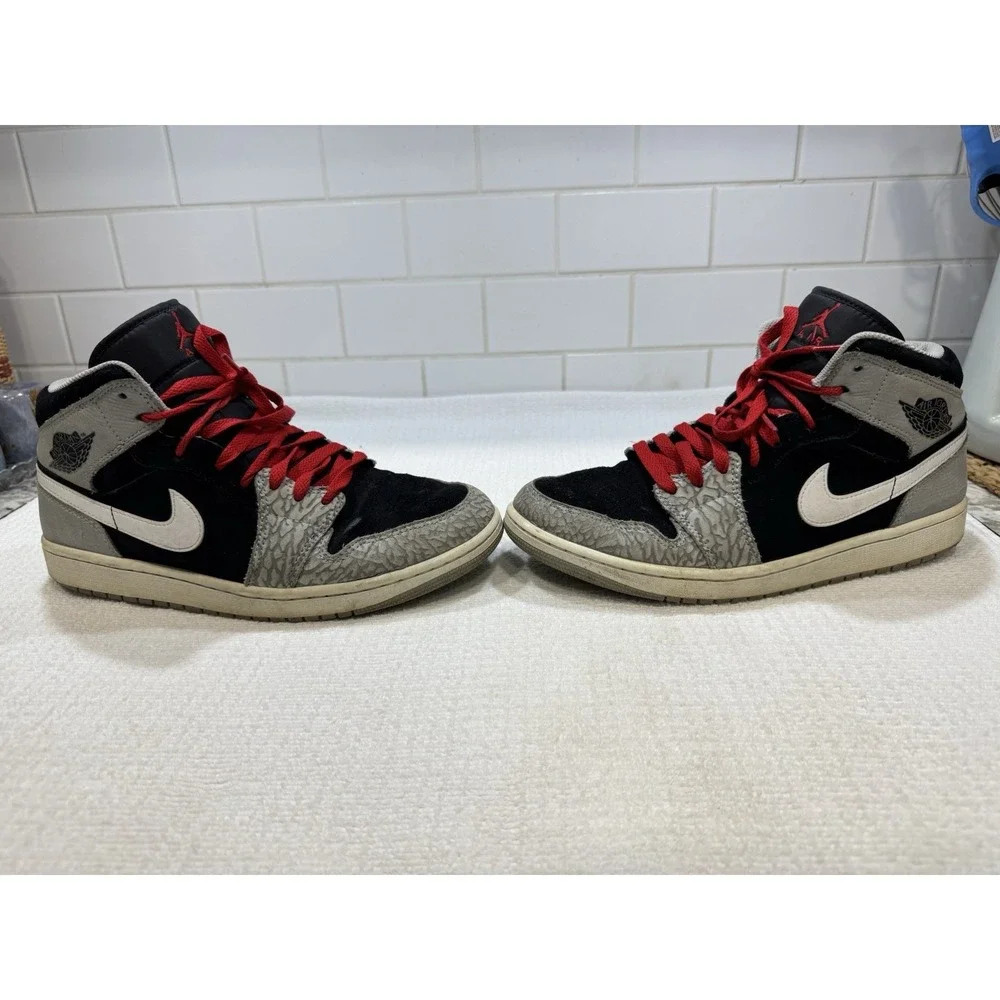 Air Jordan Retro 1 Elephant Toe SE Size  9.5 Men's